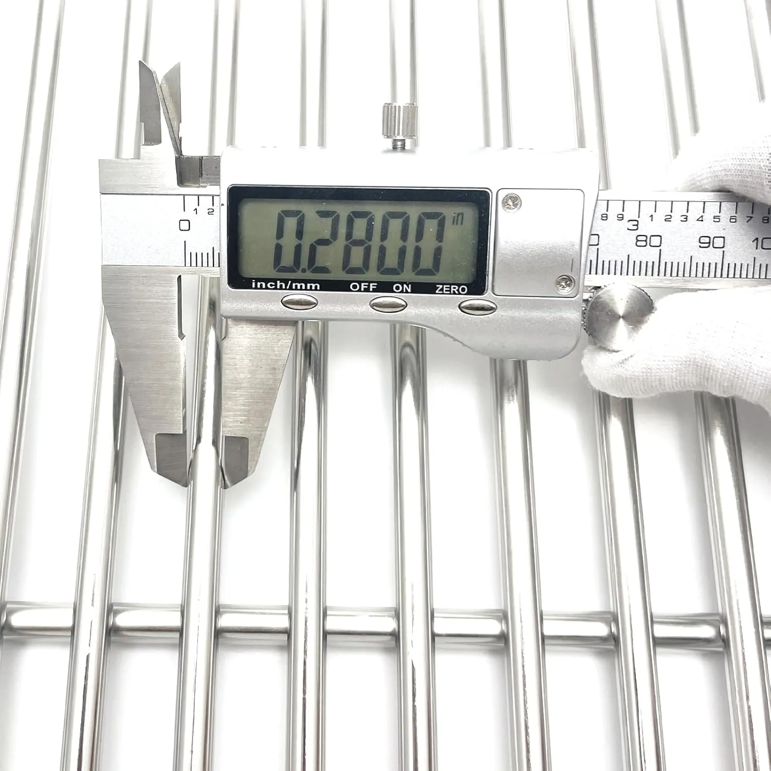 19-3/4" Stainless Steel 4 Cooking Grates Replacement Parts for Chargriller 2121, 2123, 2222, 2828, 3001, 3008, 3030, 3072, 3232, 3725, 4000, 4001, 4008, 4208, 5050, 5252 King Griller 3008, 5252 Grill