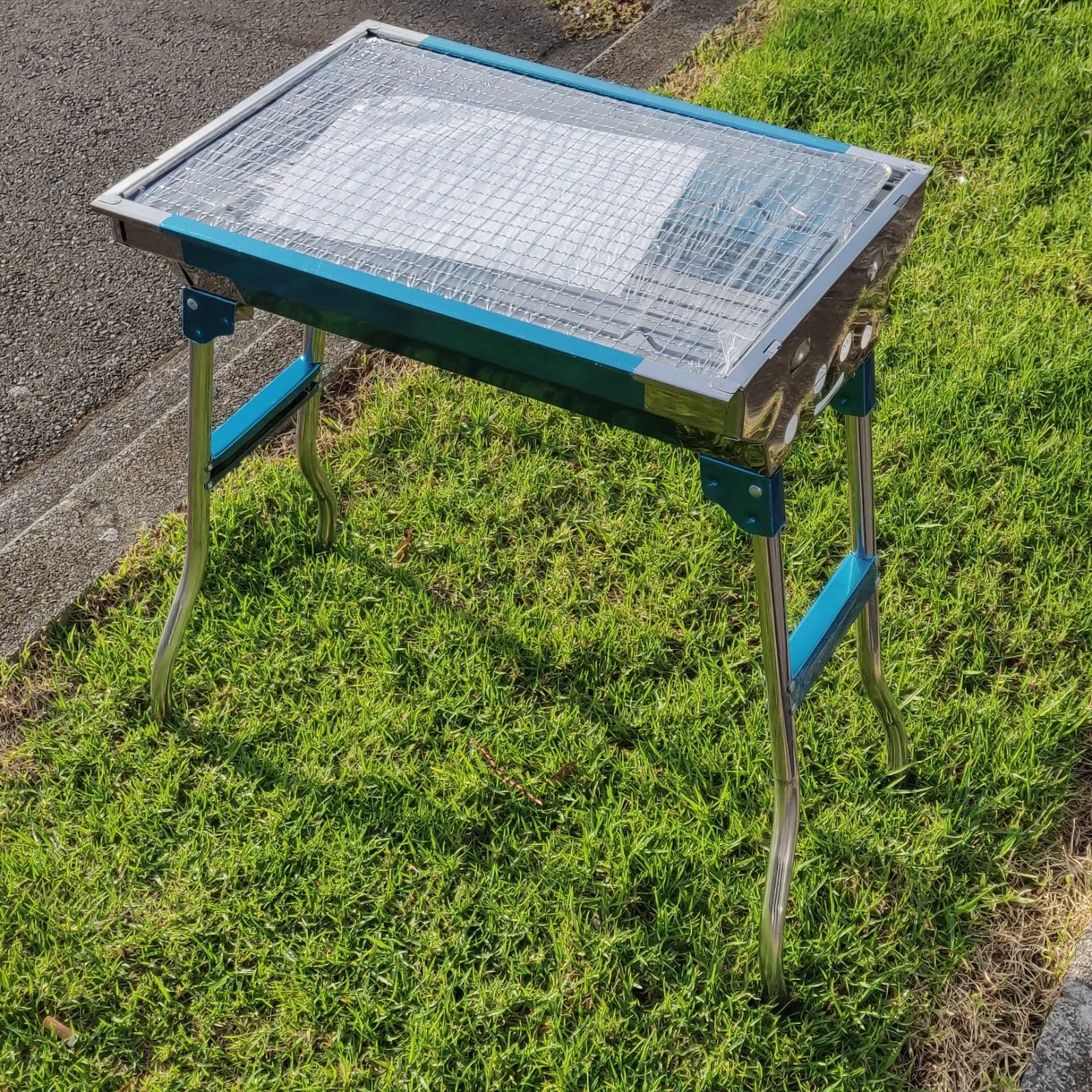 Charcoal BBQ Grill with Foldable Stand