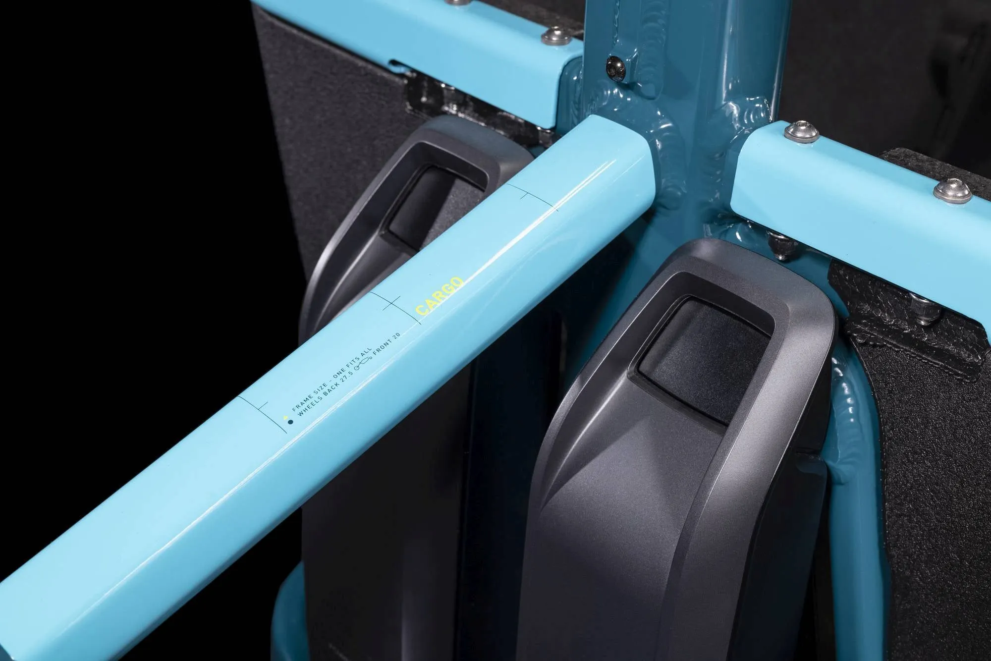 CUBE CARGO HYBRID 500 BLUE/LIME