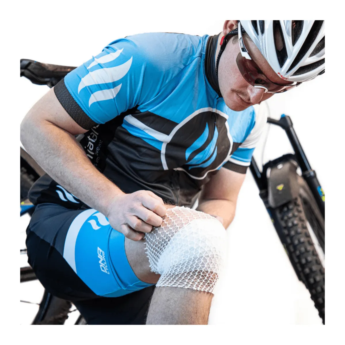 Cyclist Super Lite Med Pack