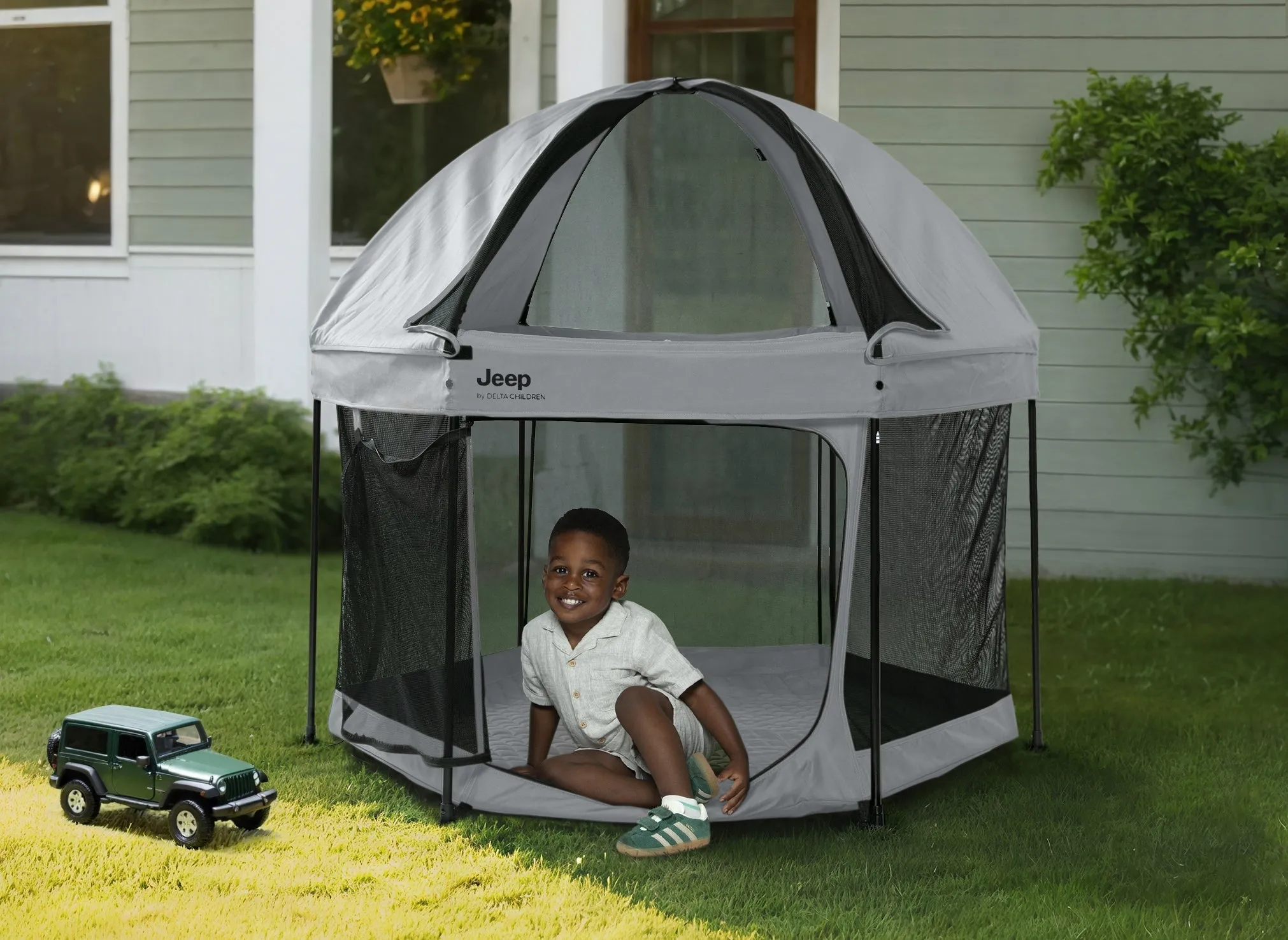 Hexagon Pop Up Play Yard with Removable Canopy
