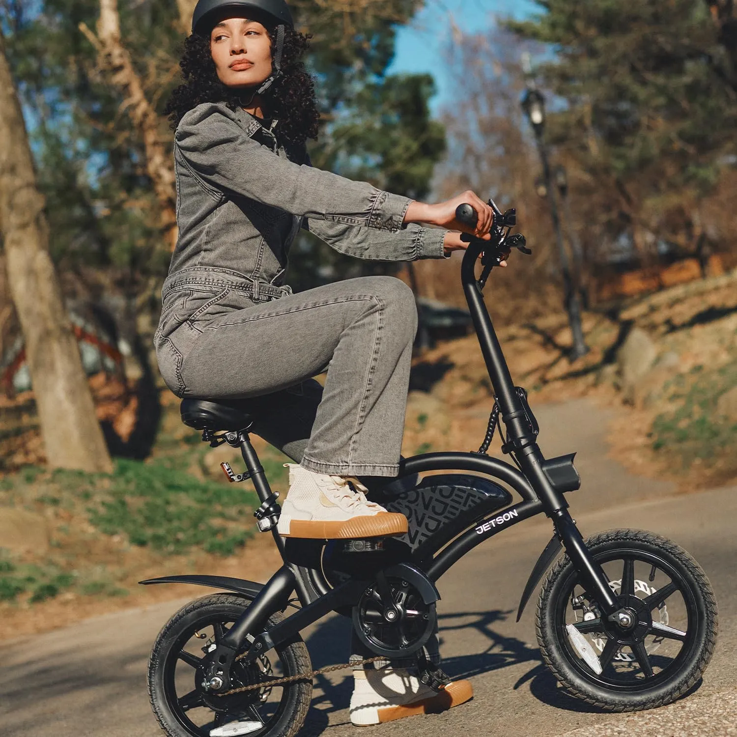 Jetson Bolt Folding Electric Ride-On Bike, Easy-Folding, Built-in Carrying Handle, Twist Throttle, Up to 15.5 MPH, Ages 13 