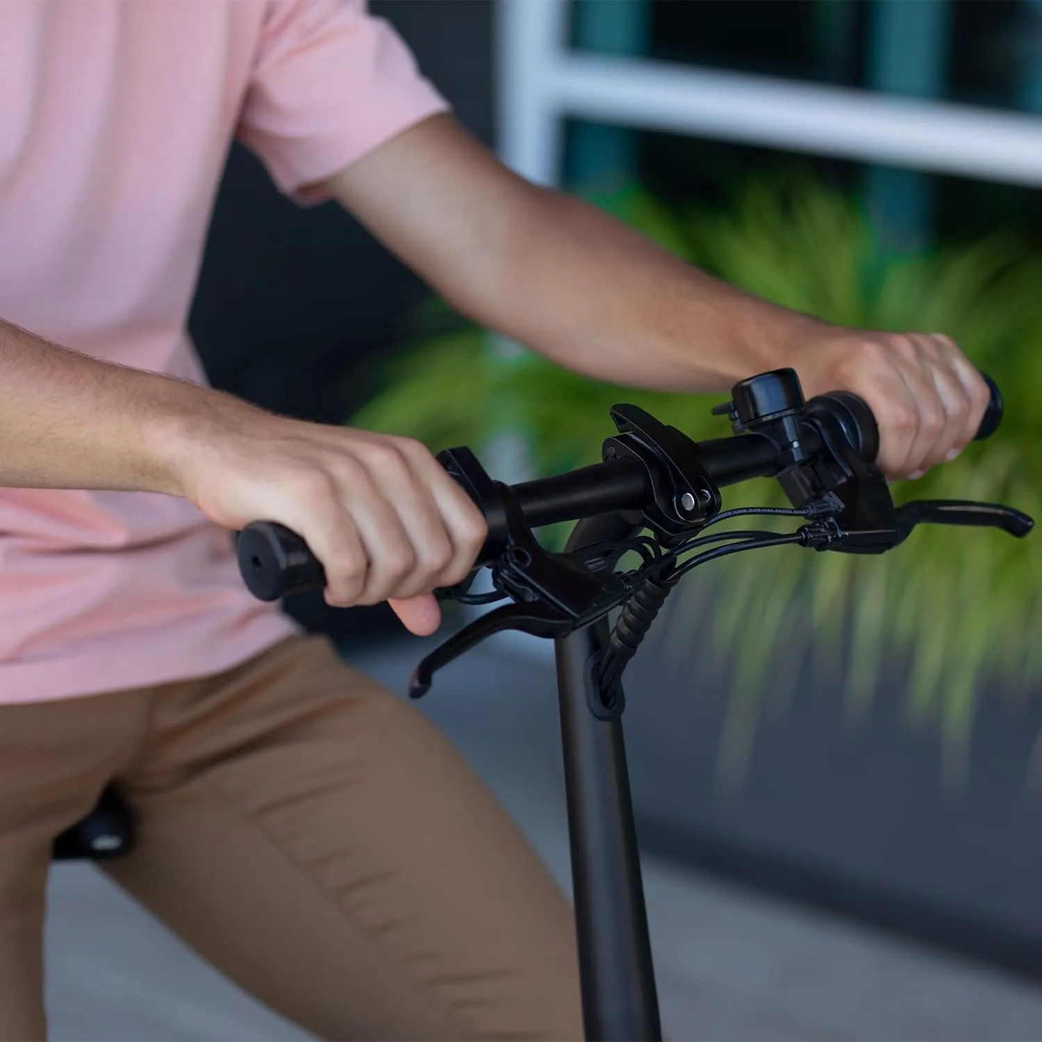 Jetson Bolt Folding Electric Ride-On Bike, Easy-Folding, Built-in Carrying Handle, Twist Throttle, Up to 15.5 MPH, Ages 13 