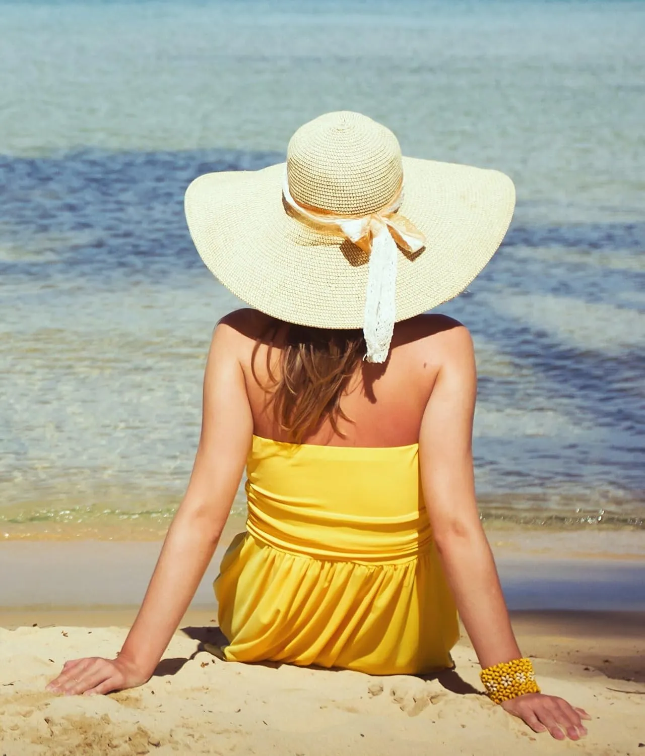 Lanzom Womens 5.5 Inches Big Bowknot Straw Hat Large Floppy Foldable Roll up Beach Cap Sun Hat UPF 50 