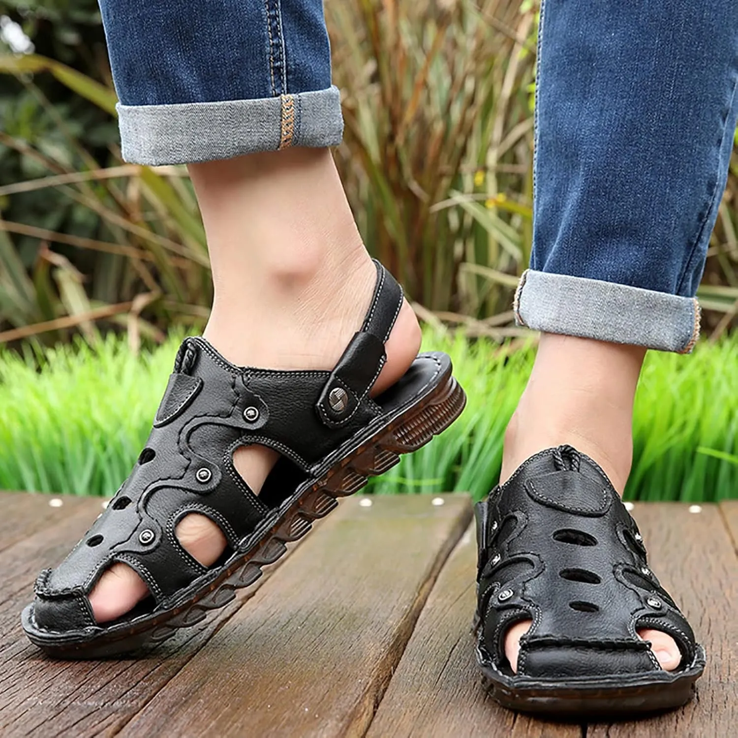 Mens Closed Toe Outdoor Beach Sandal, Summer Durable Convenient Shoe Buckle Closed Toe Sandals, Comfortable Adjustable the Heel Strap Leather Slippers