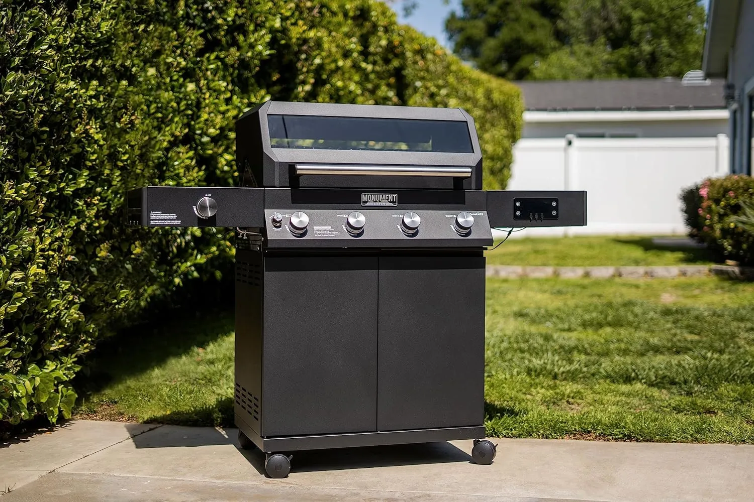 Monument Grills Denali 425 4-Burner Liquid Propane Gas Smart bbq Grill Stainless Steel with BBQ Cover (2 items)