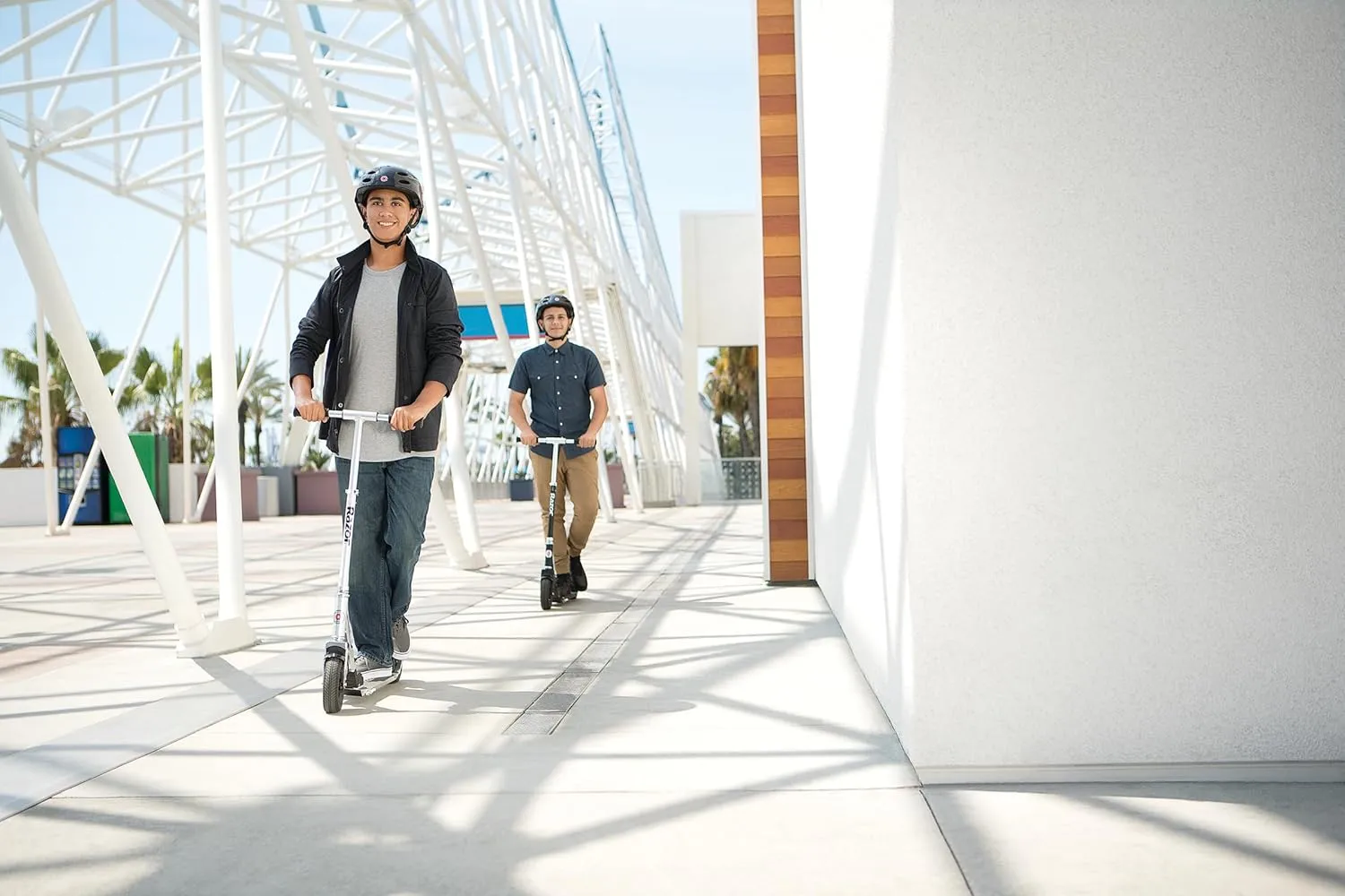 Razor A5 Air Kick Scooter for Kids Ages 8  - Extra-Long Deck, 8" Pneumatic Rubber Wheels, Foldable, Anti-Rattle Handlebars, for Riders up to 220 lbs
