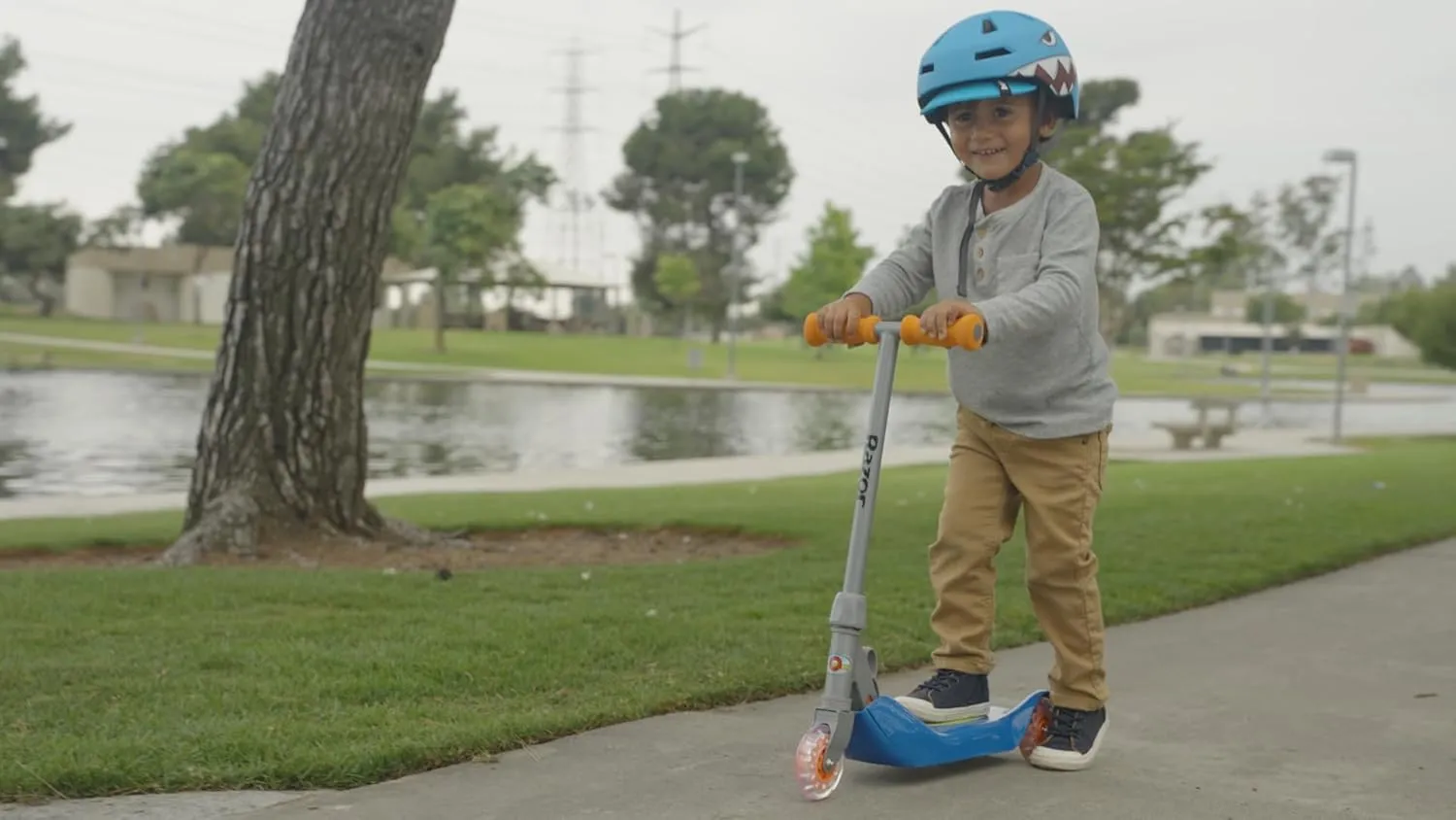 Razor Jr. Folding Kiddie Kick Scooter
