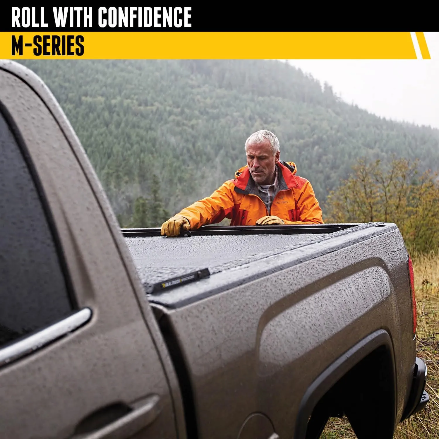 RealTruck Roll-N-Lock M-Series Retractable Truck Bed Tonneau Cover | LG152M | Fits 2017 - 2025 Ford F-250/350 Super Duty 8' 2" Bed (98.1")