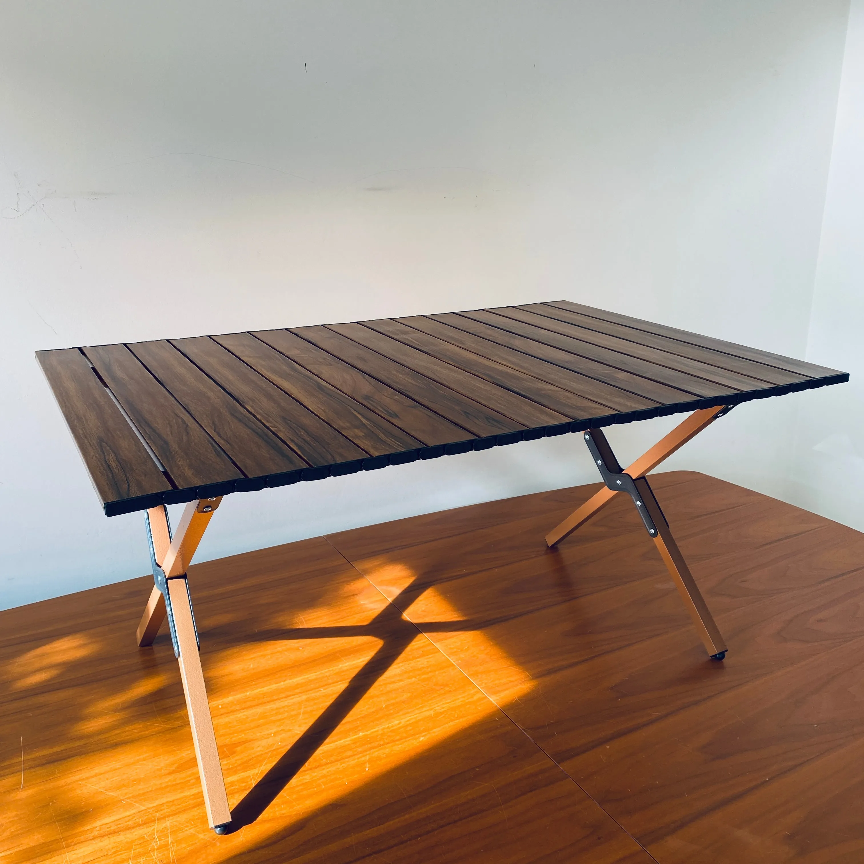 Safari Roll-Top Folding Table