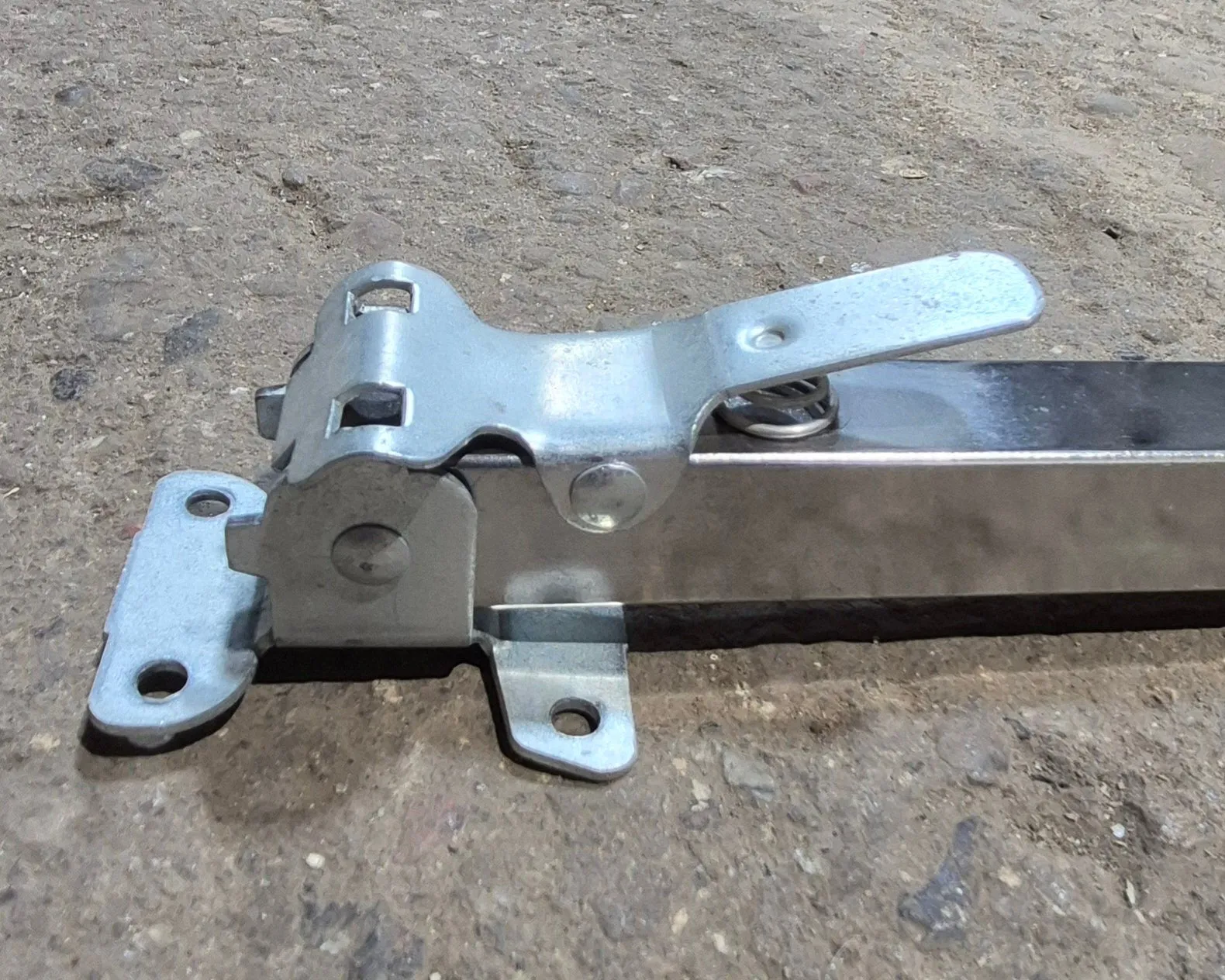 Used Folding table leg 28"