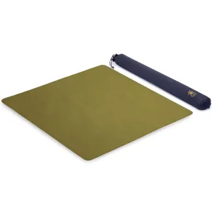 Yellow Mountain Imports Table Cover for Mahjong, Poker, Card Games, Board Games, Tile Game, and Dominoes - Green, 33.5 Inches - Roll-up Gaming Mat with Carrying Bag